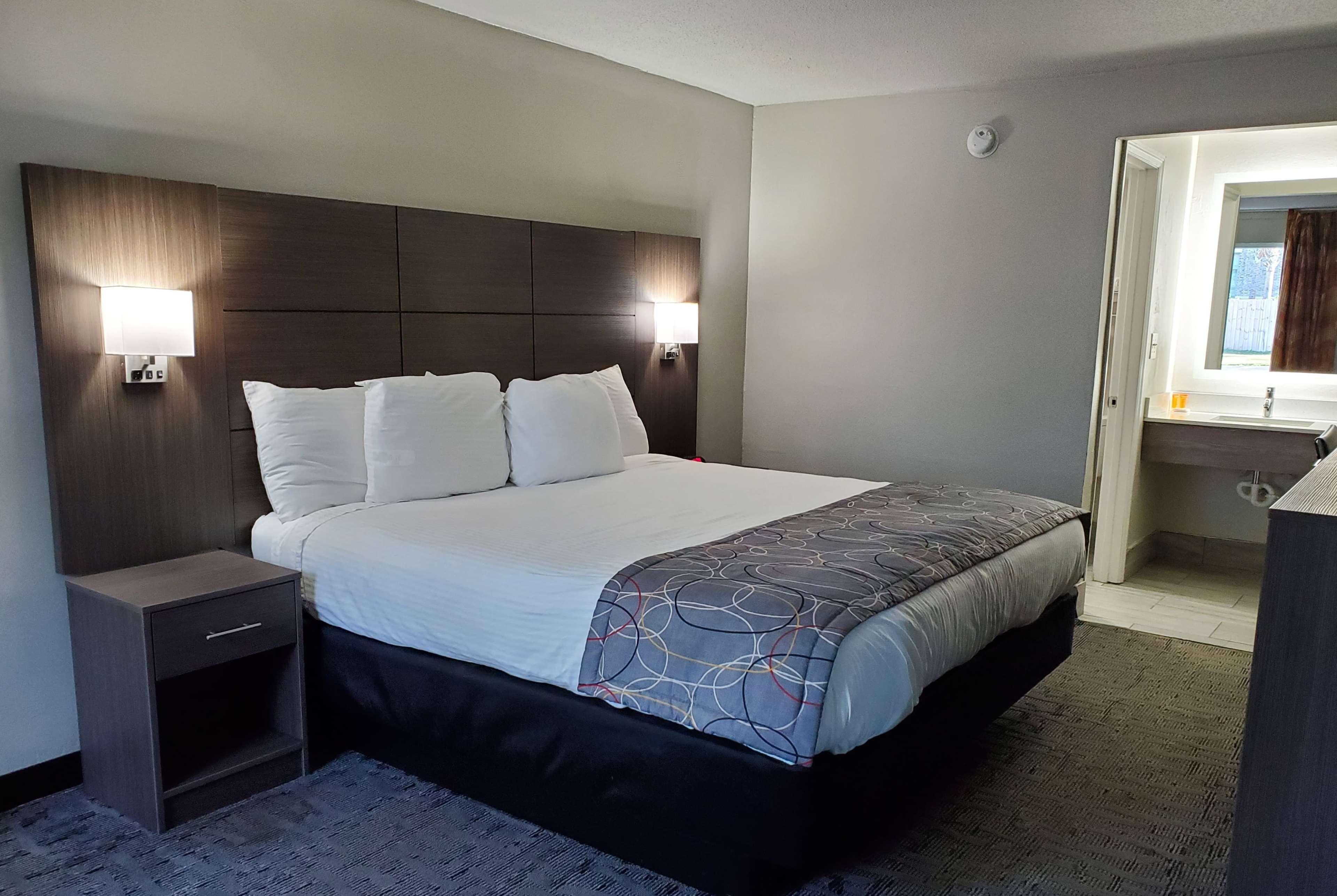 Days Inn & Suites By Wyndham Charleston Airport West North Charleston Ngoại thất bức ảnh