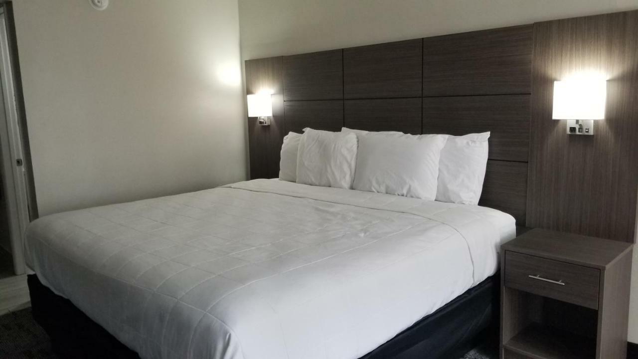 Days Inn & Suites By Wyndham Charleston Airport West North Charleston Ngoại thất bức ảnh