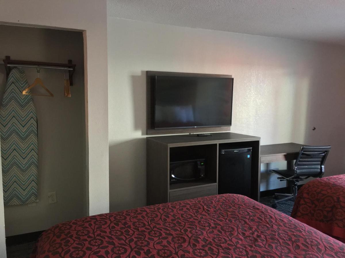 Days Inn & Suites By Wyndham Charleston Airport West North Charleston Ngoại thất bức ảnh